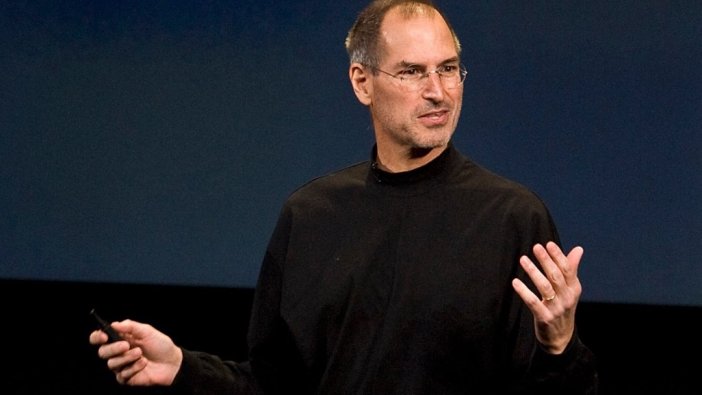 Steve Jobs'un nadir görülen 23 yıllık imzası satışa çıktı
