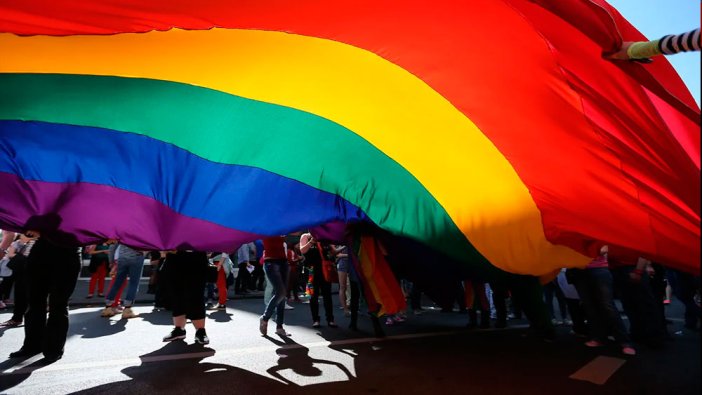 O ülkede LGBT yasası alkışlarla kabul edildi! Eşcinsellere ömür boyu hapis kararı