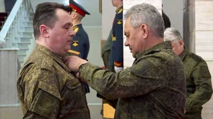 Rusya, Karadeniz'de ABD İHA’sını düşüren pilotlara madalya taktı