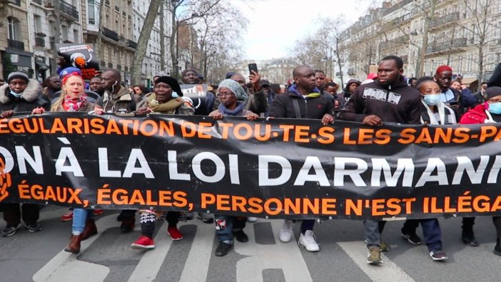 Fransa'da göç yasası protestosu sürüyor