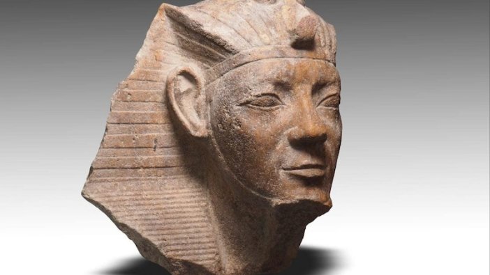 Mısır’da yeni keşif: Güneş Tapınağı'nda heykel parçaları bulundu