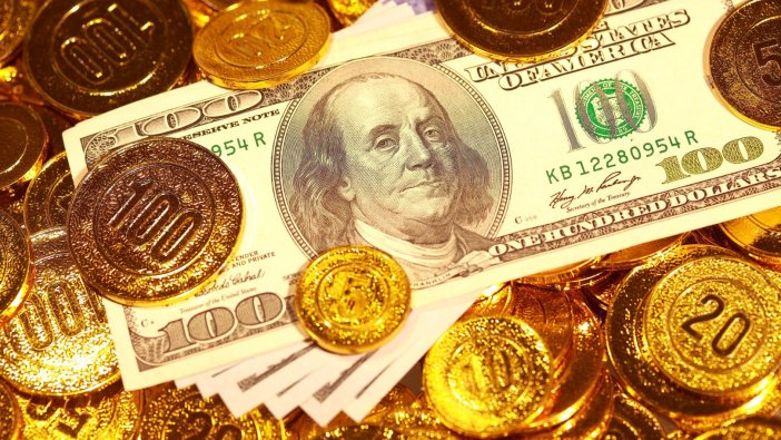 Altın ve dolar sahiplerine görülmemiş tüyo: Ünlü ekonomist dolar ve altını neyin beklediğini açıkladı