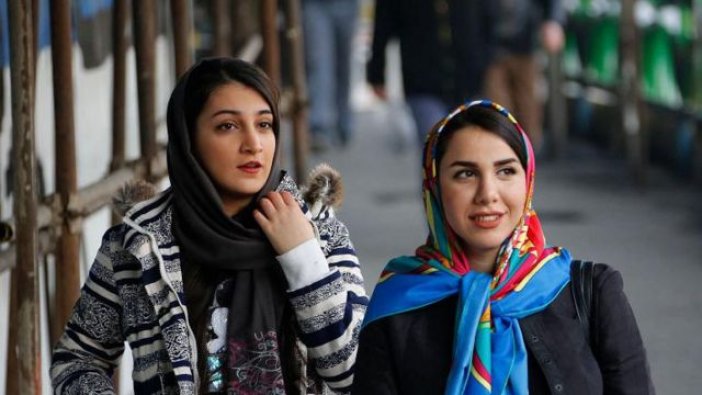 İran'dan başörtüsü takmayanlar için tarihi karar: Mahkeme ceza verdi!