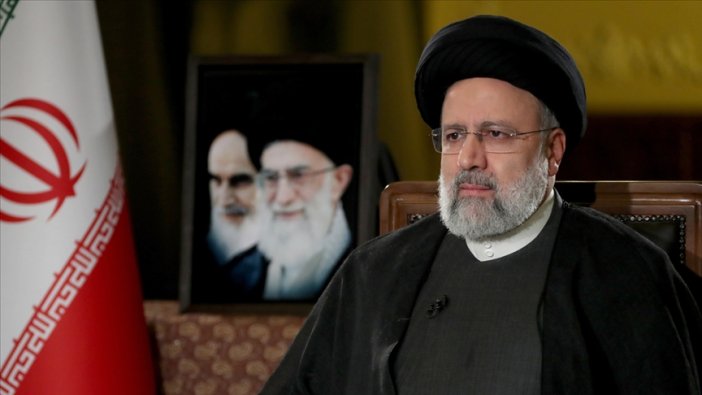 İran Cumhurbaşkanı Reisi: "Tesettür dini ve hukuki bir mesele, herkes uymalı"