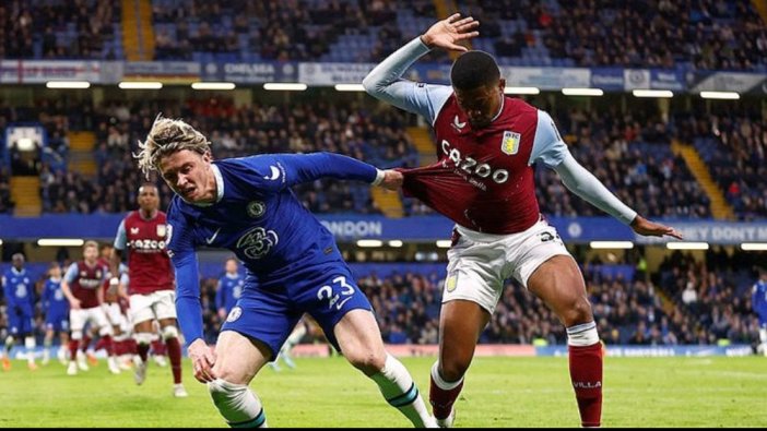 Chelsea Aston Villa'ya 2 golle boyun eğdi