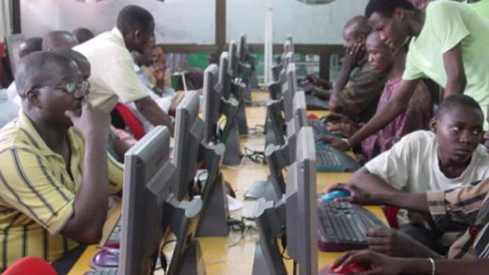 Nijerya'da nüfusun yarısından fazlası internet kullanıyor