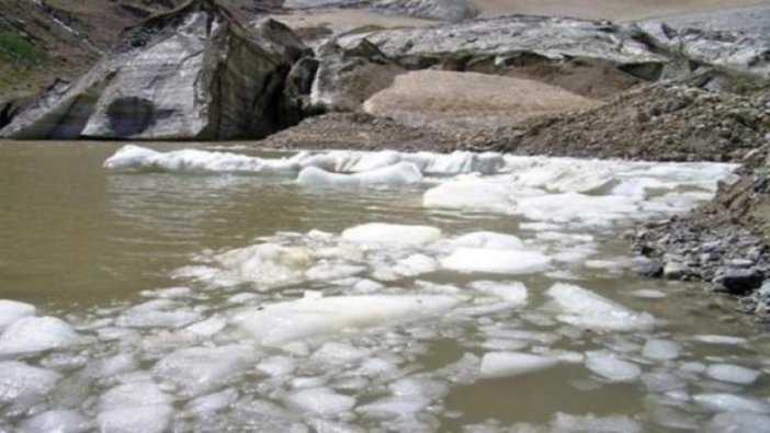 20 bin yıllık buzullar eriyor!