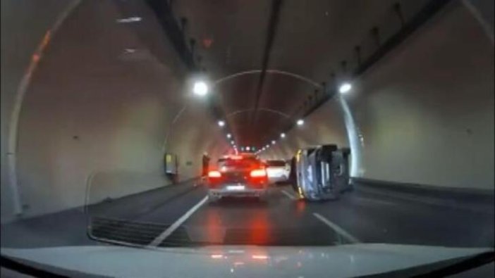 Avrasya Tüneli'ni kapatan kaza: 2 araç çarpıştı