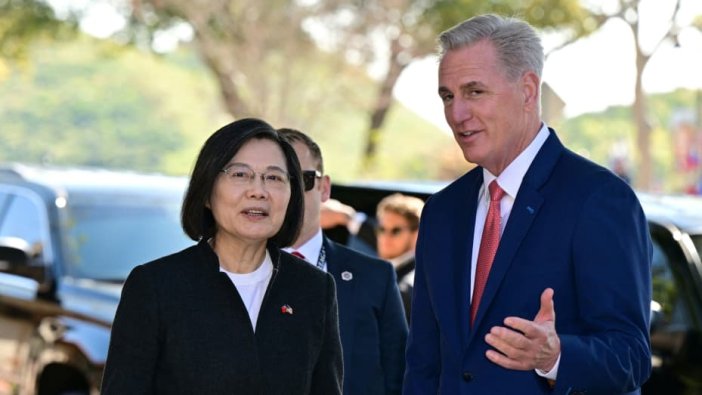 Çin'in uyarıları karşılık bulmadı: McCarthy ve Tsai Ing-wen bir araya geldi