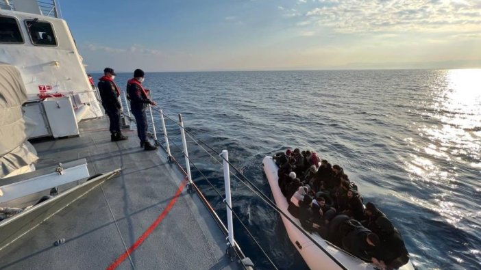 İzmir'de 113 göçmen kurtarıldı