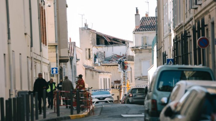 Fransa'da patlamada bina çöktü: 6 ölü