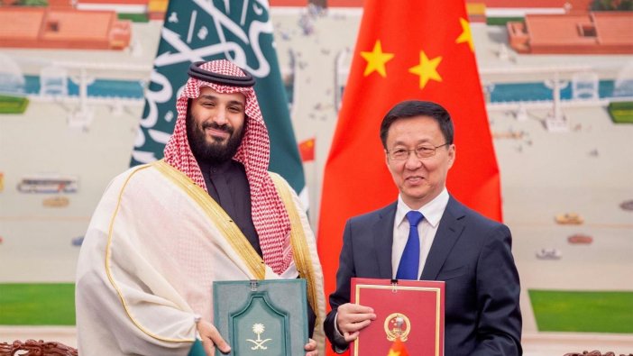 ABD'yi kızdıracak imza: Suudi Arabistan ile Çin, enerji ticaretinde anlaşmaya vardı