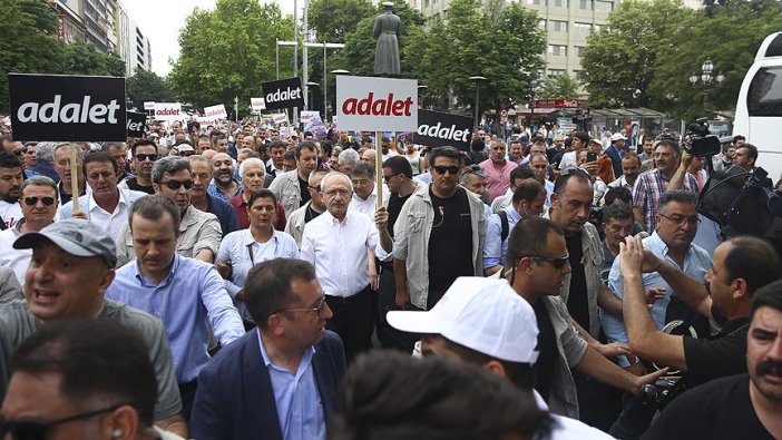 Berberoğlu'nun tutuklanmasına tepki yürüyüşü
