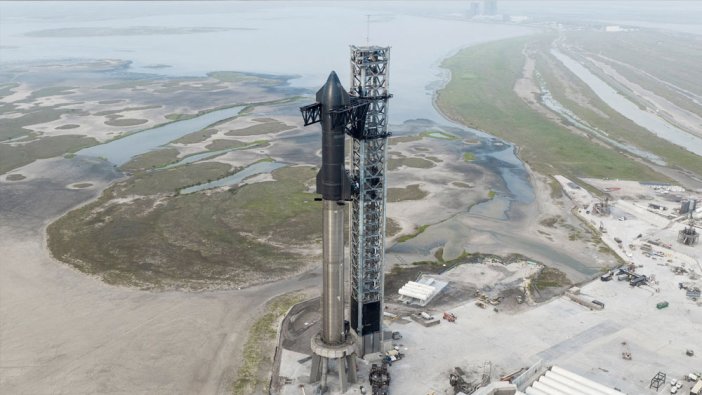 SpaceX'in, Starship uzay roketinin fırlatma denemesi erteledi