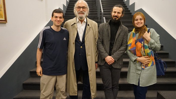 Bekir Bülbül'ün ''Bir Tutam Karanfil'' filminin Türkiye prömiyeri yapıldı