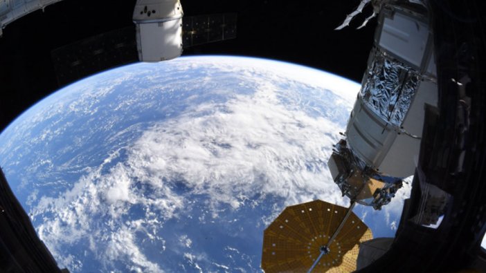 NASA'dan korkutan uyarı! Hizmet dışı kalan uydusu yörüngesinden çıkarak Dünya'ya düşebilir