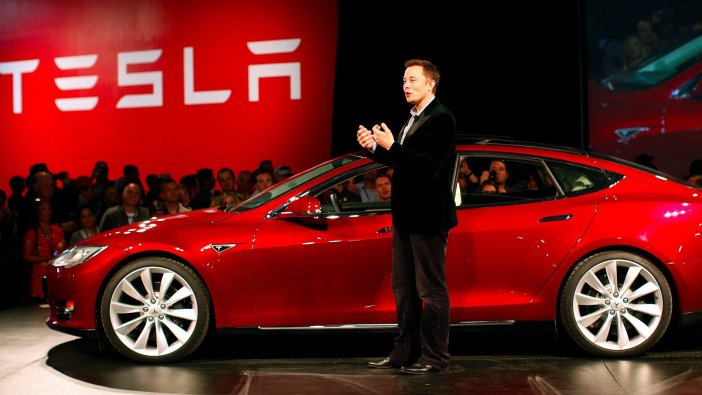 Elon Musk'ın sahibi olduğu Tesla'nın geliri ilk çeyrekte artarken, net karı düştü