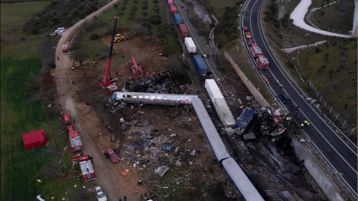 59 kişinin yaşamını yitirdiği tren kazasında flaş gelişme: 228 sayfalık rapor yayınlandı