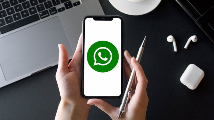 Tüm düzeni değiştirecek: WhatsApp'tan yeni 'emoji' kararı!
