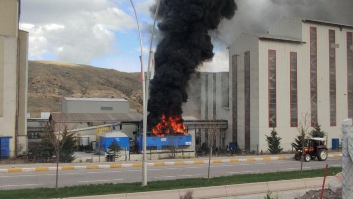 Çankırı'da korkutan fabrika yangını