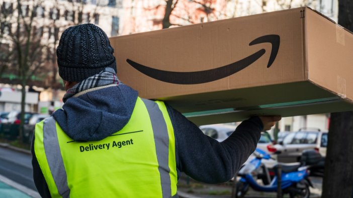 Amazon 9 bin çalışanını işten çıkarma sürecine başladı