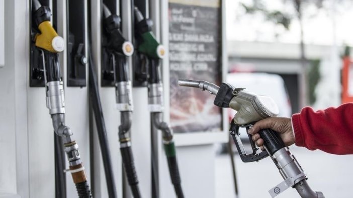 Benzin ve motorinde fiyatlar değişti: İşte güncel tarife