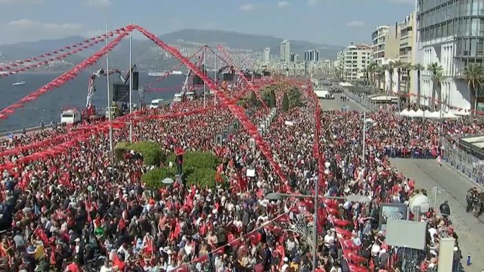 Millet İttifakı’nın liderleri ve Kılıçdaroğlu İzmir’de:  Gündoğdu Meydanı’nda tarihi kalabalık!
