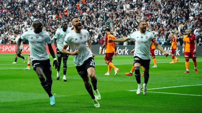 Beşiktaş'tan Galatasaray'a 3 gol: Cimbom'a büyük darbe