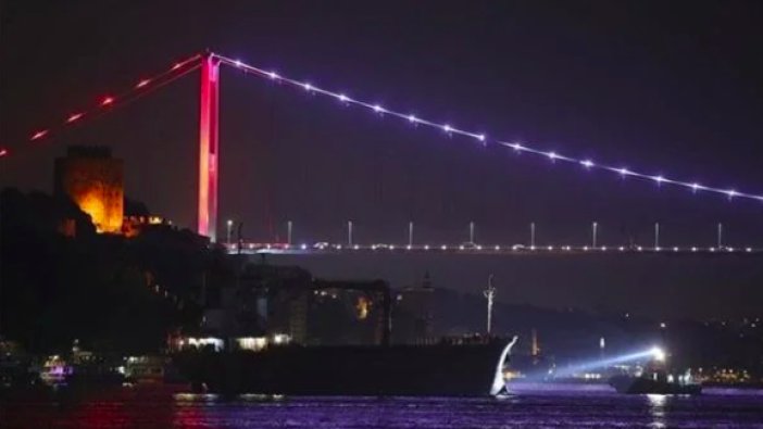 İstanbul'da yaka değiştirecekler dikkat !İstanbul Boğazı trafiğe kapatıldı