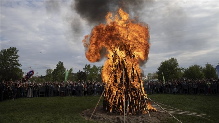 Edirne'de geleneksel "Kakava ateşi" yakıldı