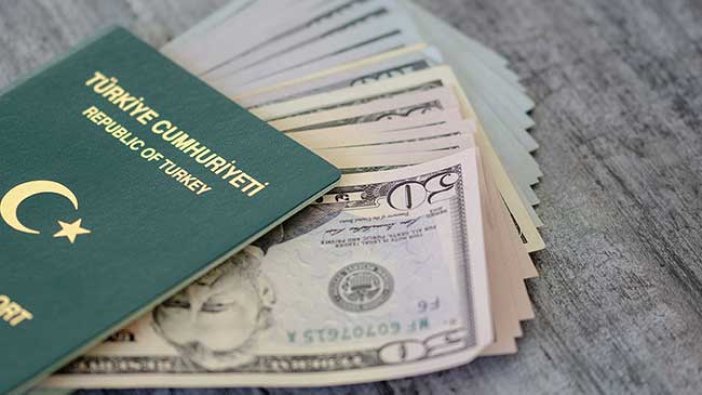 Süleyman Soylu yeşil pasaport sahiplerine kötü haberi verdi! Yurt dışında tatil, balayı planlayanlar dikkat