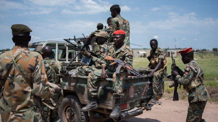 Sudan'da ordu ve HDK, Türkiye'nin Hartum Büyükelçiliği konvoyuna saldırıda birbirini suçladı