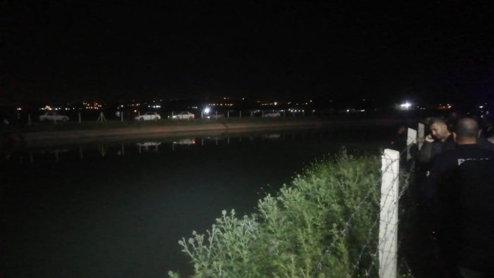 Şanlıurfa'da otomobil sulama kanalına devrildi: Ölü ve kayıplar var