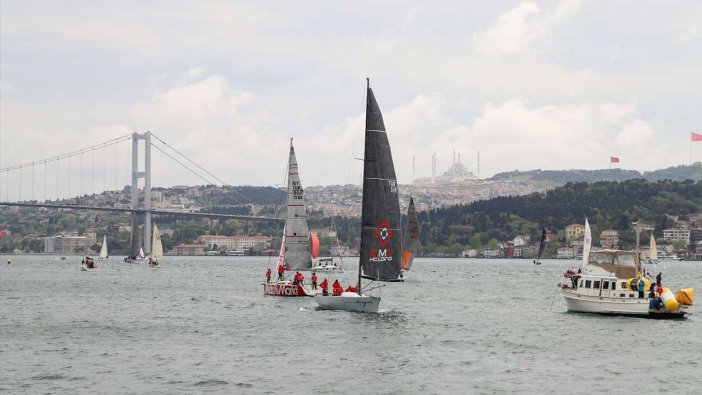 İstanbul Boğazı'nda BAU Bosphorus Sailing Cup heyecanı