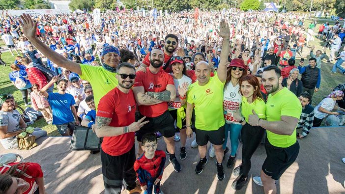 Maratonİzmir 100'üncü yıl onuruna koşuldu