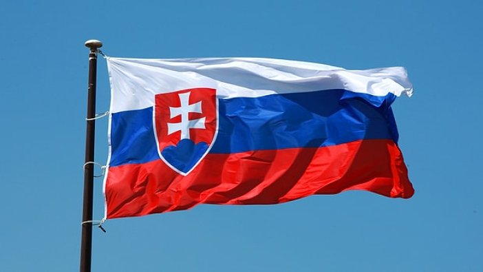 Slovakya Başbakanı istifa etti
