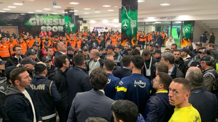 Giresunspor Fenerbahçe maçı sonrası koridorda herkes birbirine girdi