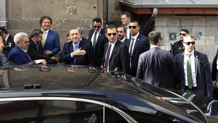 Erdoğan, cuma namazını Kayseri'de kıldı