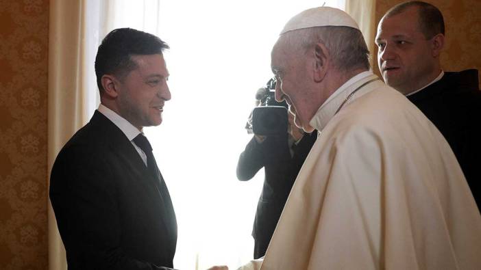 Papa Franciscus, Ukrayna Devlet Başkanı Zelenskiy ile görüştü