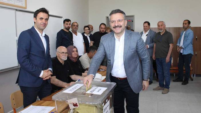 Aydın Valisi Hüseyin Aksoy’un oy kullandığı sandığın sonuçları belli oldu
