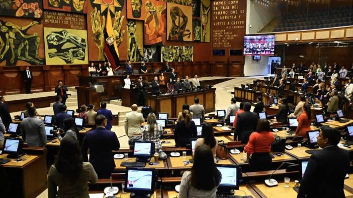 Ekvador Cumhurbaşkanı Lasso, Ulusal Meclisi feshetti