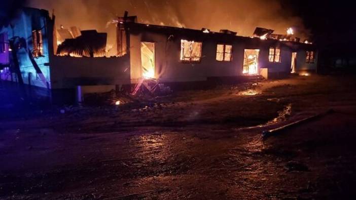 Guyana'da 20 öğrencinin hayatını kaybettiği yurt yangınında beklenmeyen iddia!