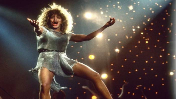 Rock'n Roll'un kraliçesi Tina Turner hayatını kaybetti