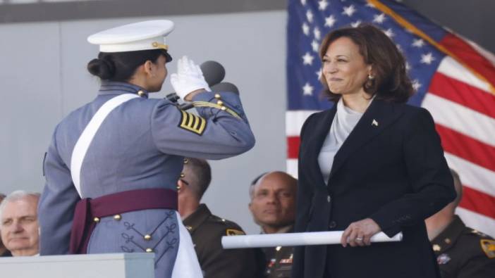 ABD Başkan Yardımcısı Harris, askeri akademide konuşan ilk kadın oldu