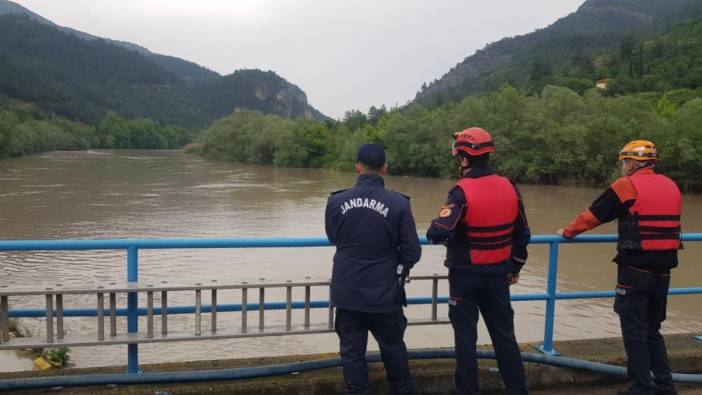 Karabük'te 'Vatandaş sele kapıldı' alarmı