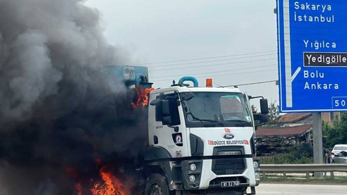 Düzce'de kamyon alev alev yandı