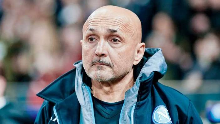 Napoli'yi 33 yıl sonra şampiyon yapan antrenörle yollar ayrıldı
