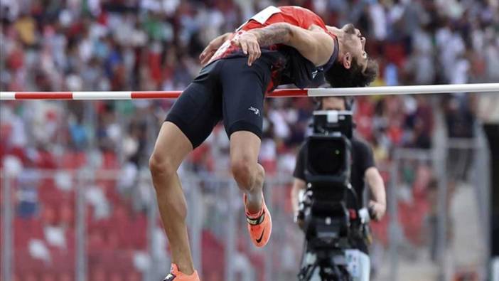 Milli atlet Alperen Acet, Rusya'da üçüncü oldu