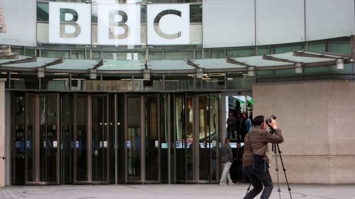BBC yerel radyo çalışanları 2 günlük greve gitti