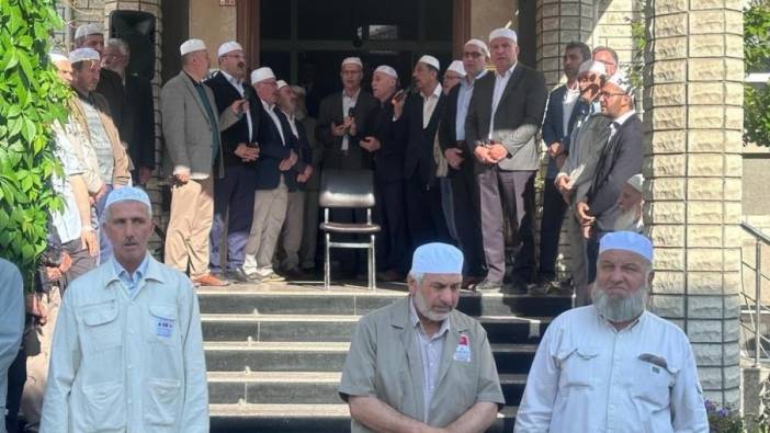 Tosya'da hacı adayları kutsal topraklara uğurlandı
